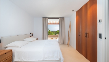 Resa Estates finca Can Floral Ibiza sale koop bedroom.jpg